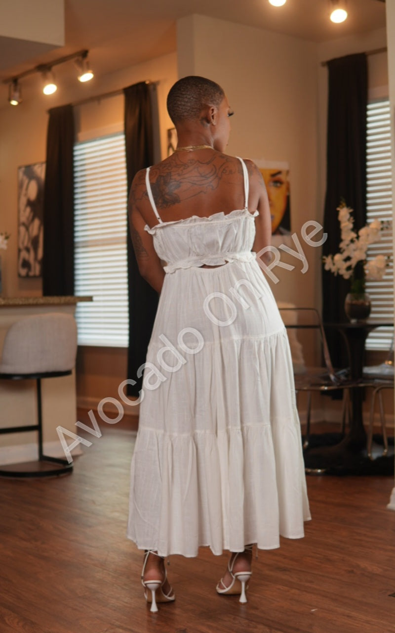 Paris White ( PLEASE READ DESCRIPTION)